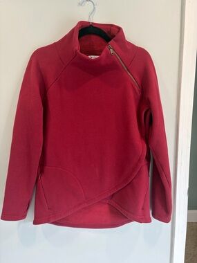 Athleta Cozy Karma ASYM Pullover Fleece Interior and Asymmetrical Zipper size S